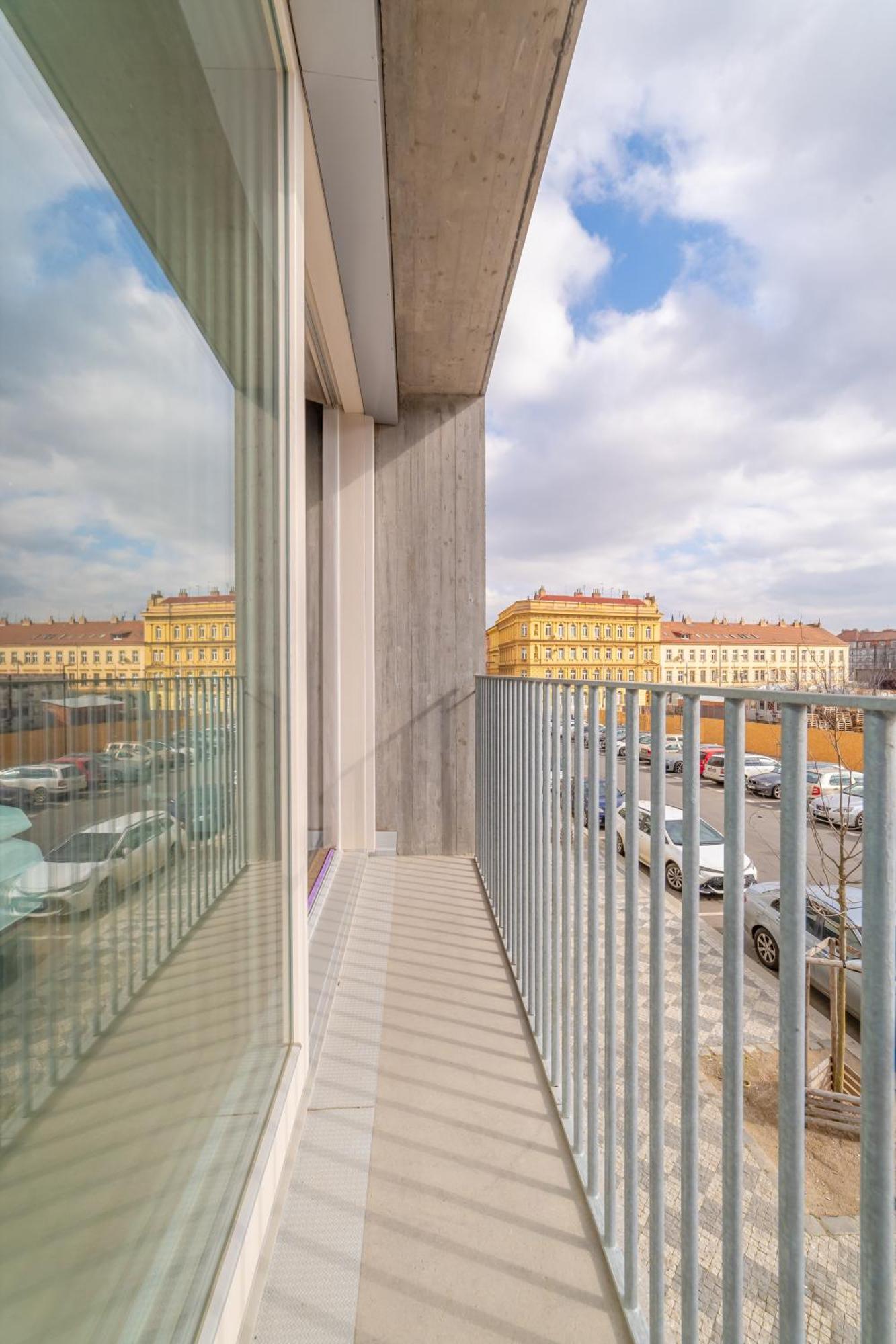 Industrialux In Premium Smichov City By Rentez Appartamento *