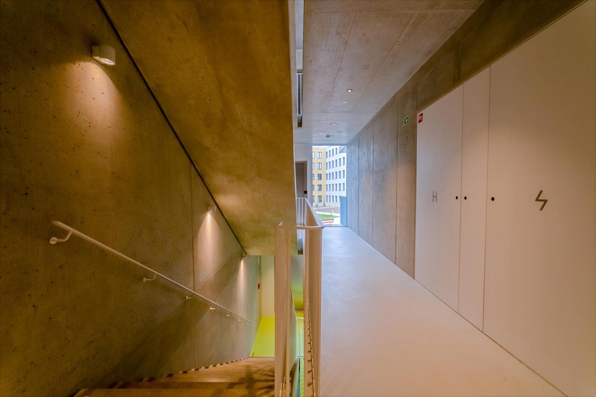 Industrialux In Premium Smichov City By Rentez Praga